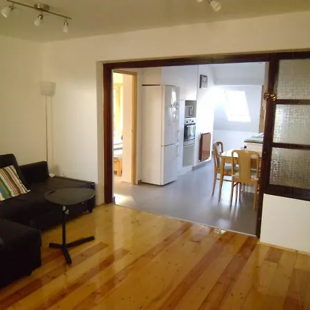 Aulich Apartmán *